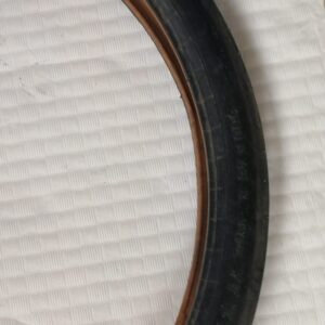 Neumático 24x1 1/2 x1 3/8  600x45B Michelin