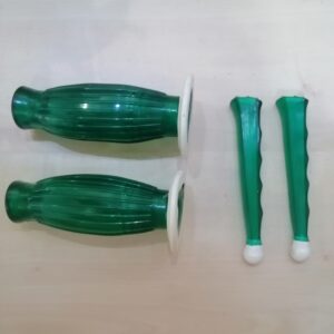 Juego puños y protectores cubremanetas en goma verdes para Vespa años 50 y 60