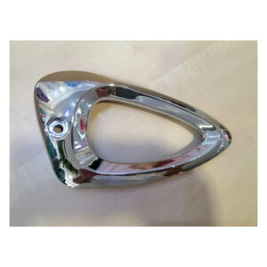 Embellecedor tapa lateral derecha cross.