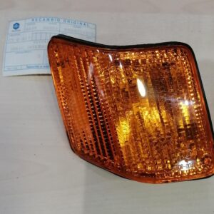 Intermitencia para Vespa modelo Cosa 125/150/200 trasero izquierdo.